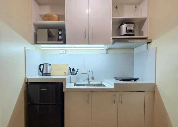 Apartahotel Urban Oasis For 7 With 200 Mbps & Netflix Manila